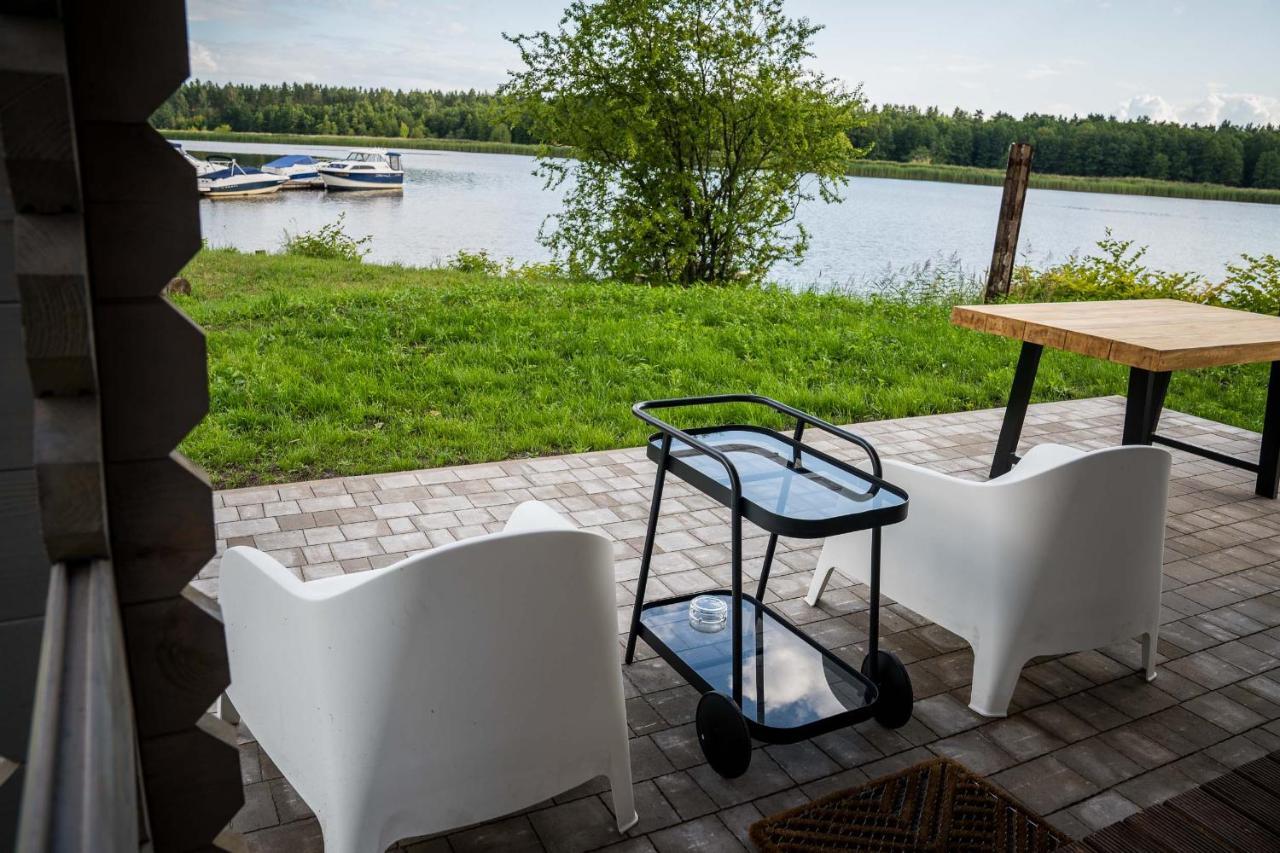 Ozo Riverside Wooden Cottage In Jūrkalne Exterior foto