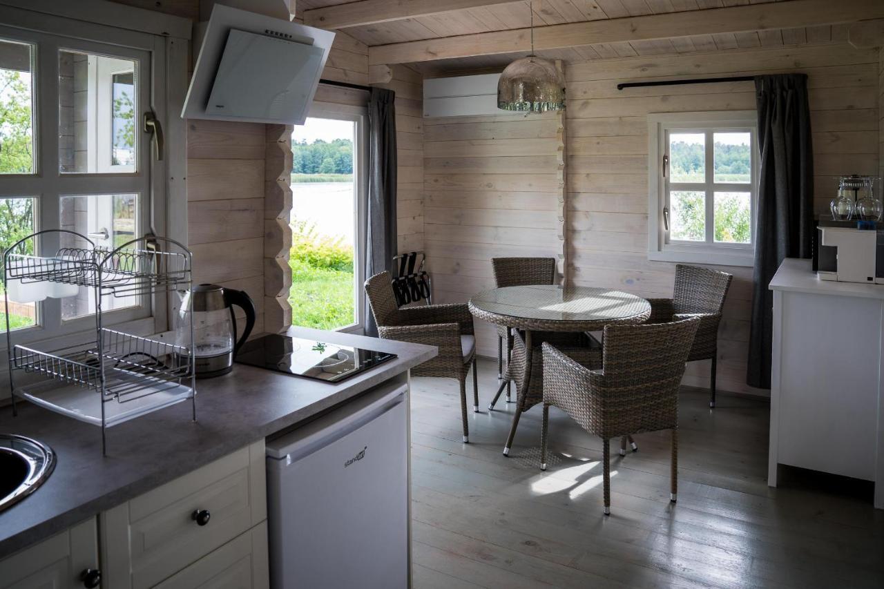 Ozo Riverside Wooden Cottage In Jūrkalne Exterior foto