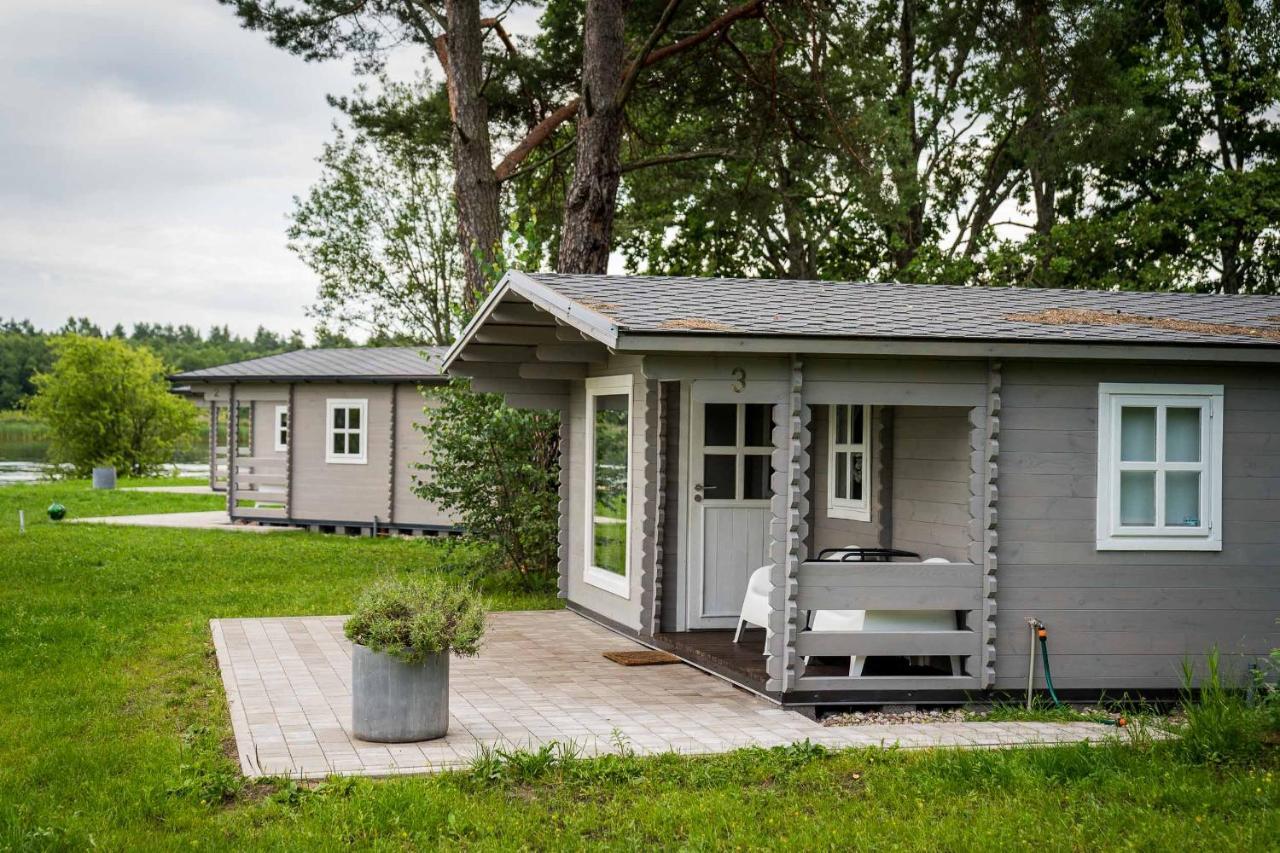 Ozo Riverside Wooden Cottage In Jūrkalne Exterior foto