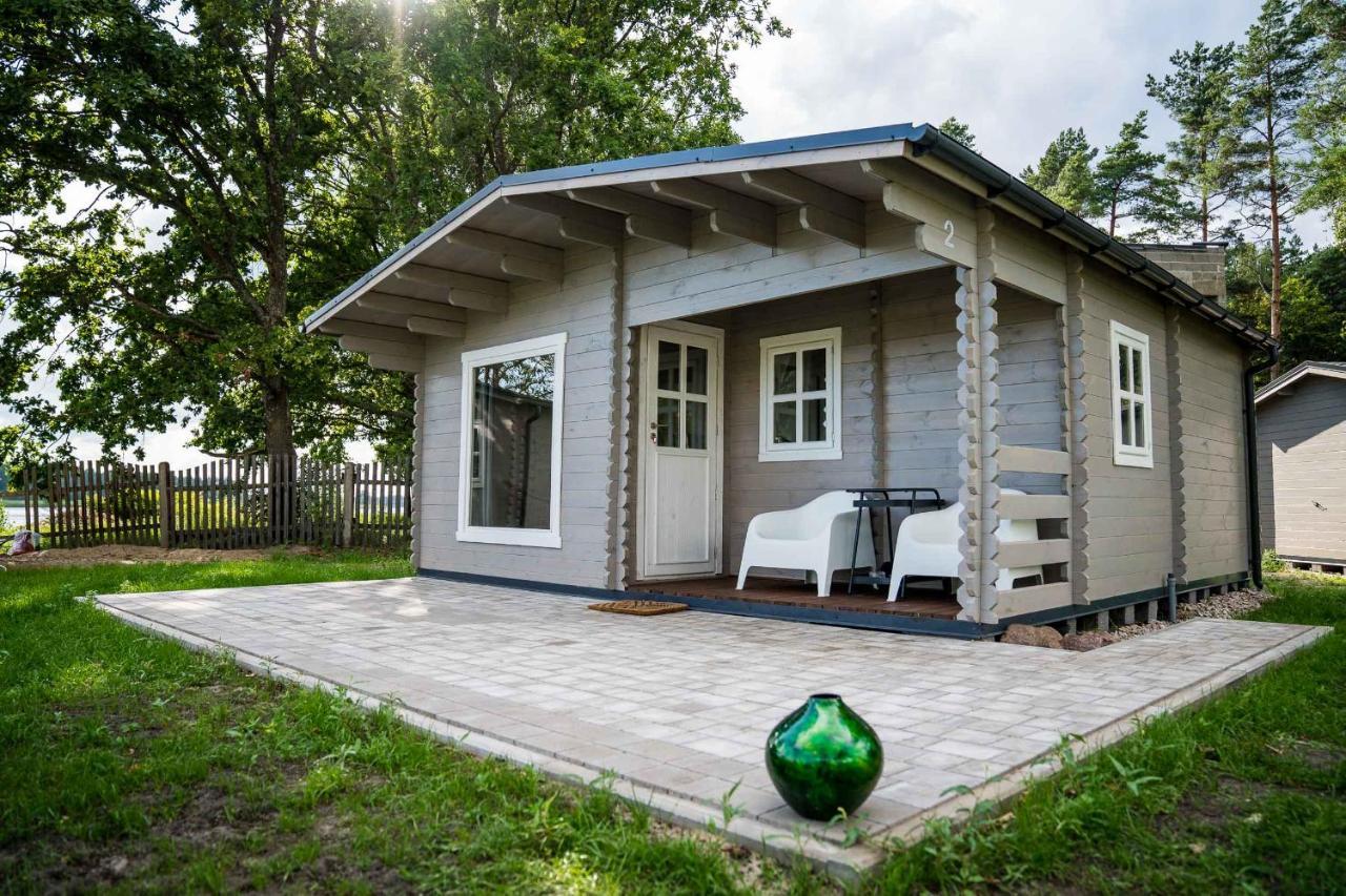 Ozo Riverside Wooden Cottage In Jūrkalne Exterior foto