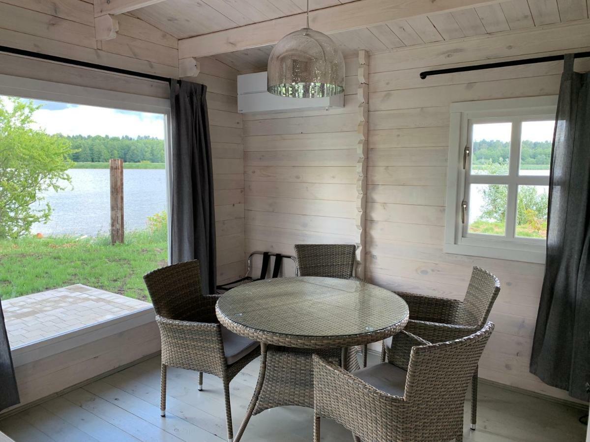 Ozo Riverside Wooden Cottage In Jūrkalne Exterior foto